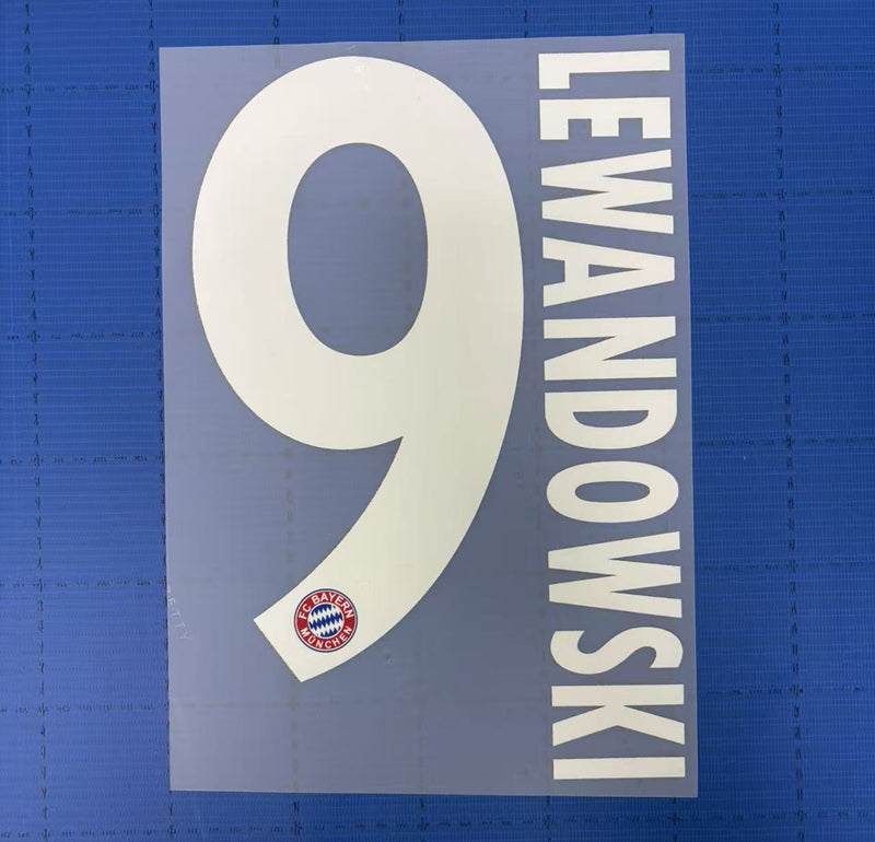 Bayern Munich 2016-17 Home Football Nameset