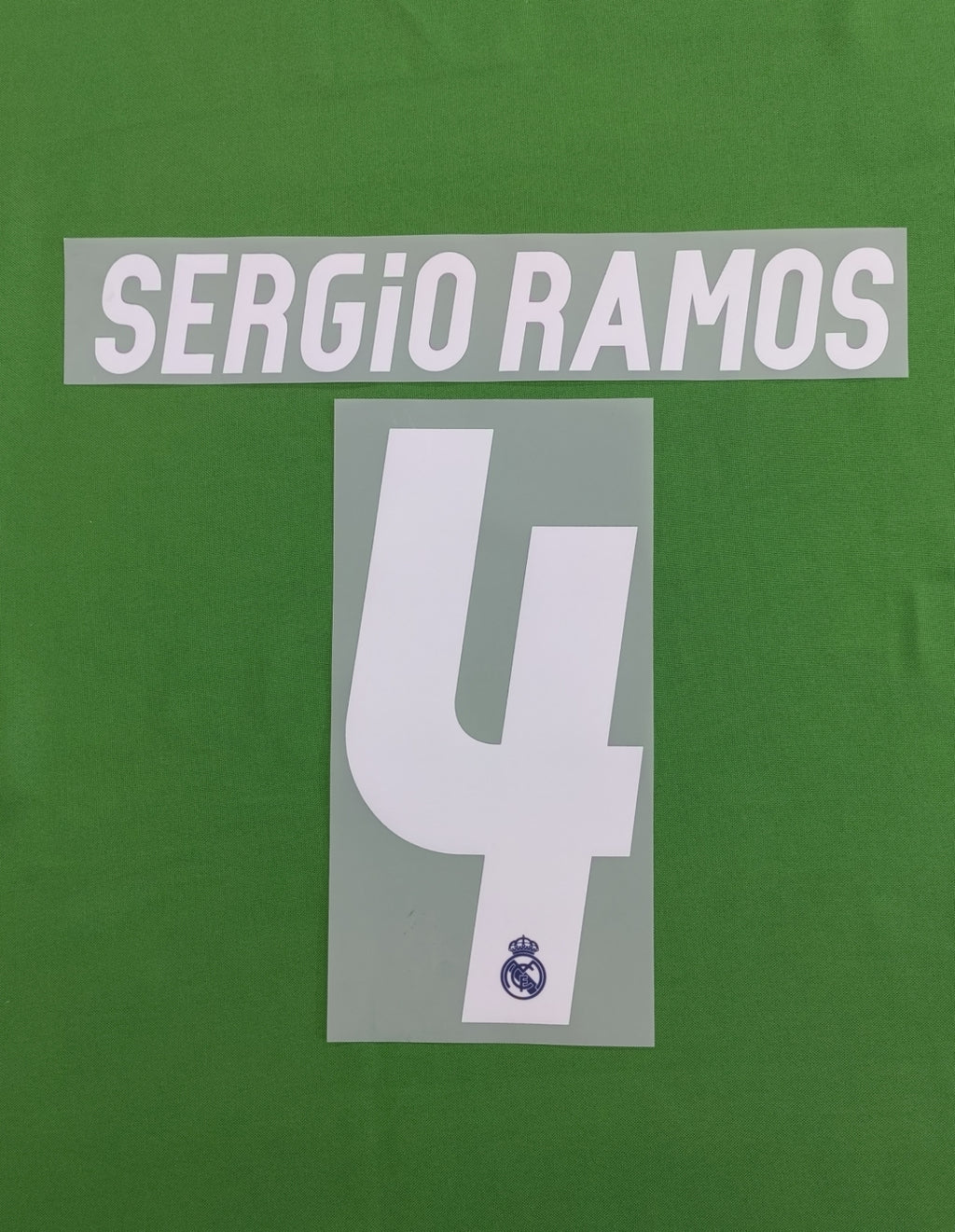 Real Madrid 2016-17 Home Football Nameset - Ronaldo Kroos Benzema Bale (Repro)