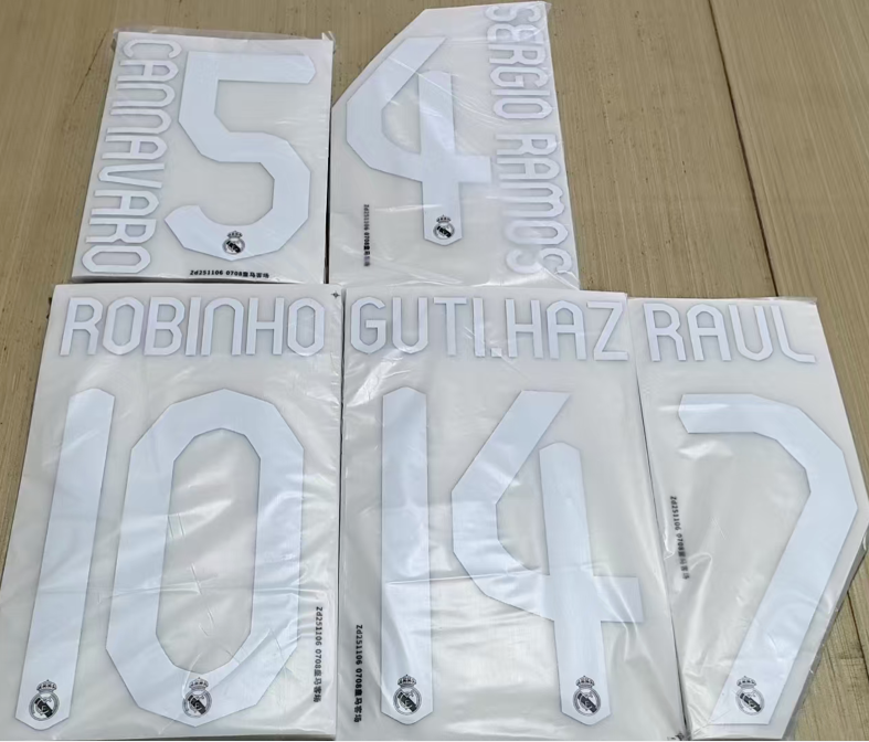 Real Madrid 2007-08 Away Football Nameset - Sergio Ramos Robinho Guti Raul (Repro)