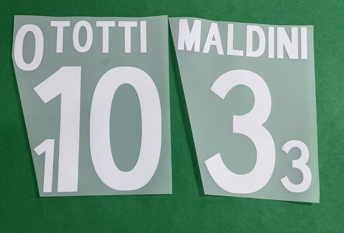Italy 2002 Home Football Nameset - Totti (Repro)